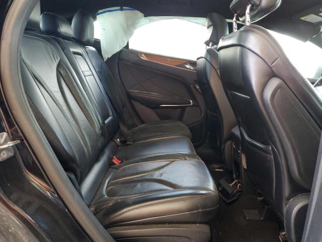 5LMCJ3C93HUL62617 - 2017 LINCOLN MKC RESERVE BLACK photo 11
