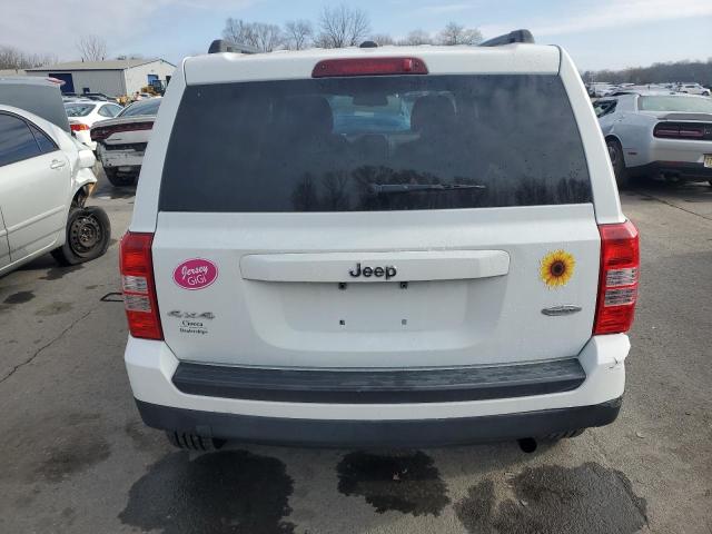 1C4NJRFB9ED810081 - 2014 JEEP PATRIOT LATITUDE WHITE photo 6