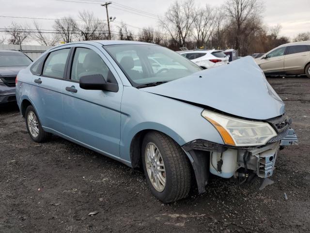 1FAHP35NX9W223635 - 2009 FORD FOCUS SE BLUE photo 4