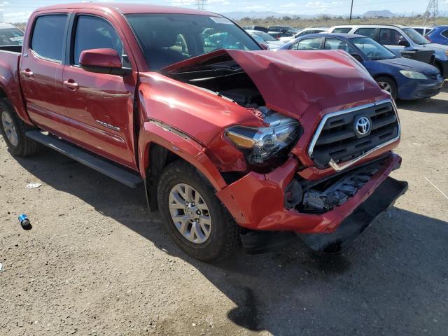 3TMCZ5AN2HM068061 - 2017 TOYOTA TACOMA DOUBLE CAB RED photo 4