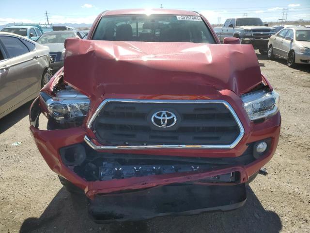 3TMCZ5AN2HM068061 - 2017 TOYOTA TACOMA DOUBLE CAB RED photo 5