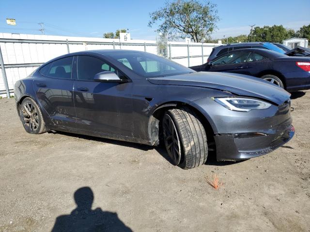 5YJSA1E64MF435734 - 2021 TESLA MODEL S ნაცრისფერი ფოტო 4