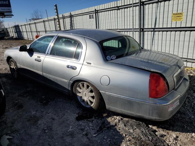 1LNHM82V86Y646794 - 2006 LINCOLN TOWN CAR SIGNATURE LIMITED SILVER photo 2