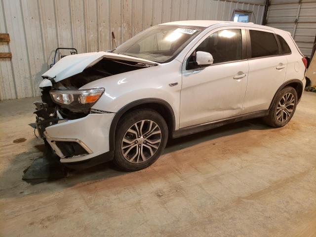 JA4AP3AU4JU022106 - 2018 MITSUBISHI OUTLANDER ES WHITE photo 1