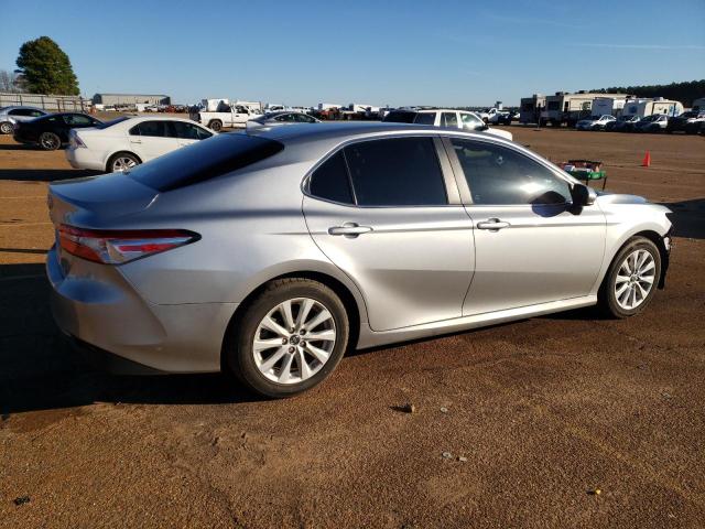 4T1B11HK2KU686616 - 2019 TOYOTA CAMRY L SILVER photo 3