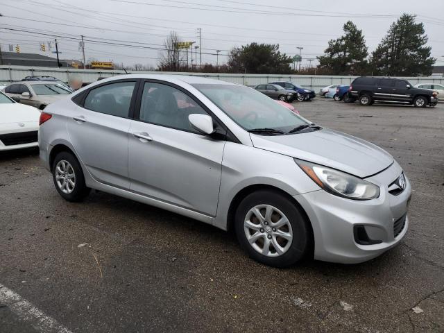 KMHCT4AE5DU331320 - 2013 HYUNDAI ACCENT GLS SILVER photo 4