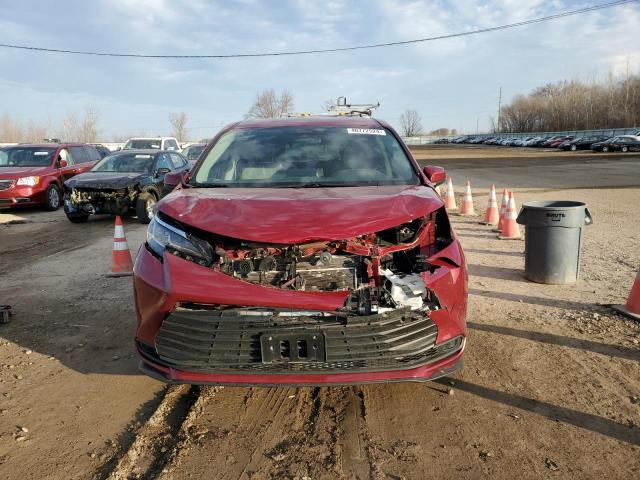 5TDKRKECXMS045561 - 2021 TOYOTA SIENNA LE RED photo 5