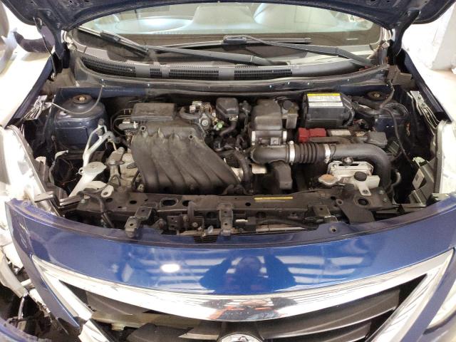 3N1CN7AP4JL806532 - 2018 NISSAN VERSA S BLUE photo 11