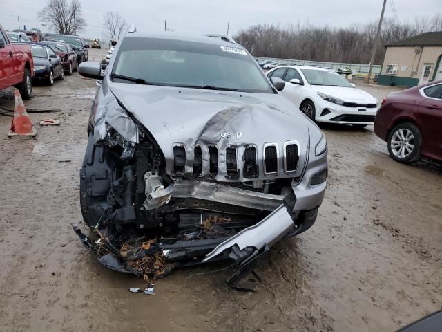 1C4PJMCX5JD614953 - 2018 JEEP CHEROKEE LATITUDE GRAY photo 5