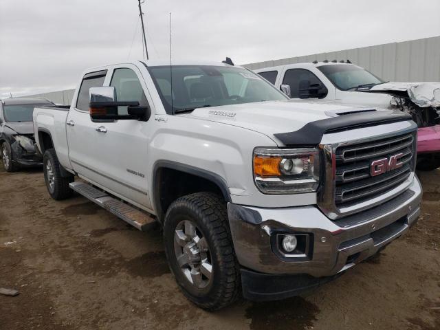 1GT12TEY5JF256020 - 2018 GMC SIERRA K2500 SLT WHITE photo 4