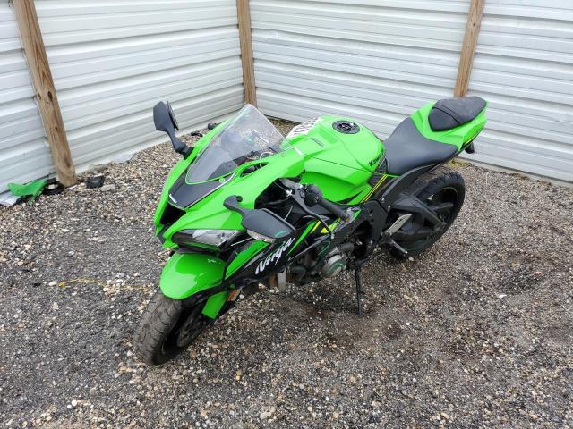 JKAZXCR18JA007168 - 2018 YAMAHA YZFR6 R GREEN photo 2