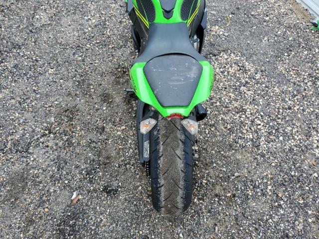 JKAZXCR18JA007168 - 2018 YAMAHA YZFR6 R GREEN photo 6