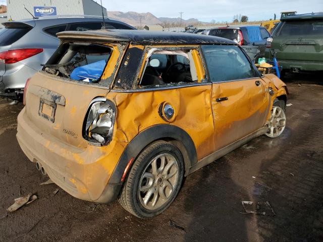 WMWXP7C52F2A34674 - 2015 MINI COOPER S ORANGE photo 3