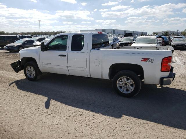 1GCRKSE79DZ153299 - 2013 CHEVROLET SILVERADO WHITE photo 2