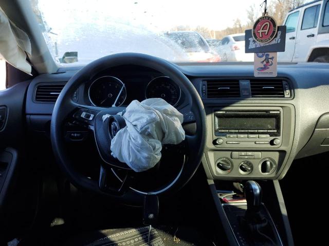 3VW2K7AJ1FM290769 - 2015 VOLKSWAGEN JETTA BASE RED photo 8