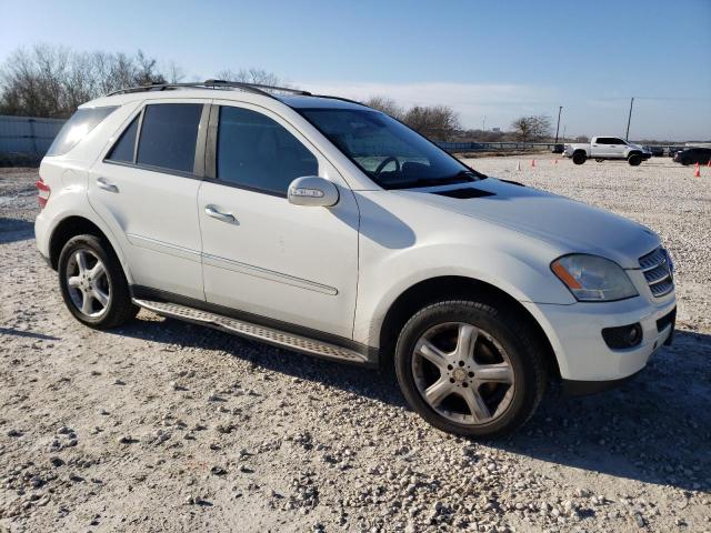 4JGBB22E48A367072 - 2008 MERCEDES-BENZ ML 320 CDI WHITE photo 4