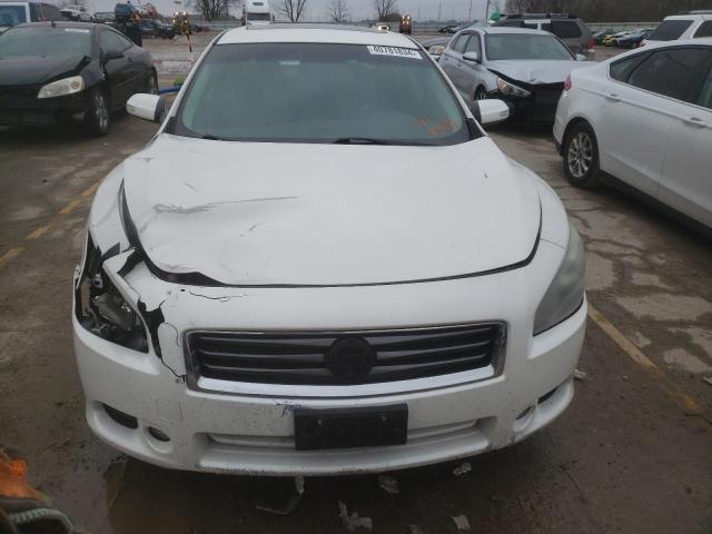 1N4AA5AP6CC830386 - 2012 NISSAN MAXIMA S WHITE photo 5