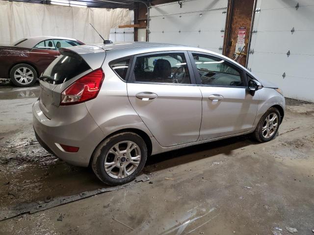 3FADP4EJ0FM202466 - 2015 FORD FIESTA SE SILVER photo 3