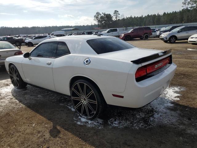 2B3CJ4DG6BH603818 - 2011 DODGE CHALLENGER WHITE photo 2