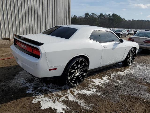 2B3CJ4DG6BH603818 - 2011 DODGE CHALLENGER WHITE photo 3