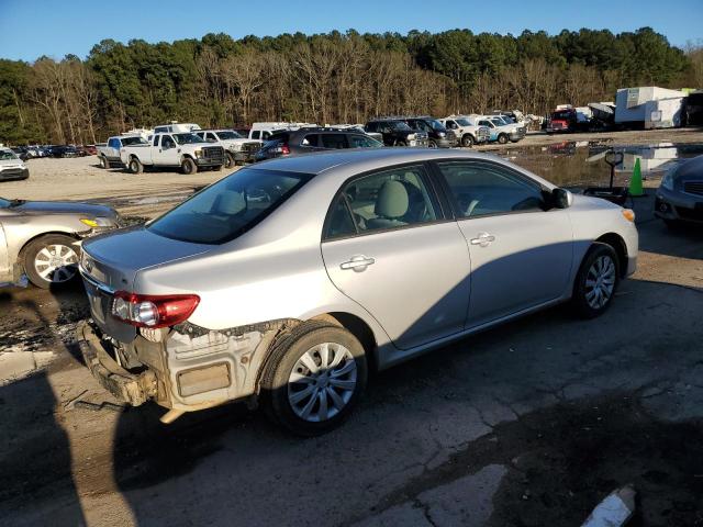 2T1BU4EE0CC782898 - 2012 TOYOTA COROLLA BASE SILVER photo 3
