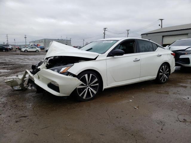 1N4BL4CV4KC127615 - 2019 NISSAN ALTIMA SR WHITE photo 1