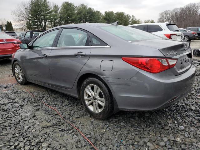 5NPEB4AC2BH206426 - 2011 HYUNDAI SONATA GLS GRAY photo 2