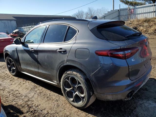 ZASPAKBN7N7D26562 - 2022 ALFA ROMEO STELVIO TI GRAY photo 2