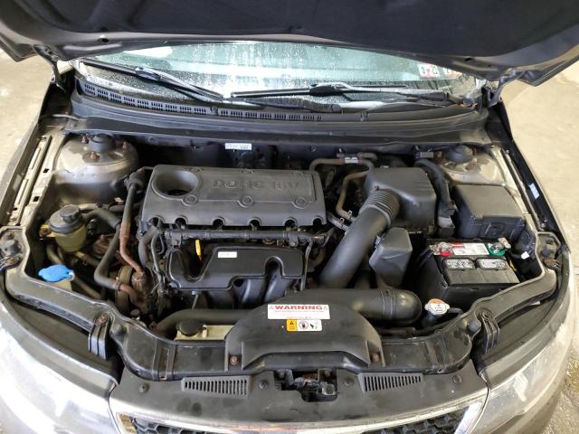 KNAFU4A2XD5664012 - 2013 KIA FORTE EX SILVER photo 11