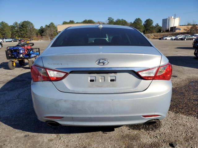 5NPEC4AC6BH281367 - 2011 HYUNDAI SONATA SE SILVER photo 6