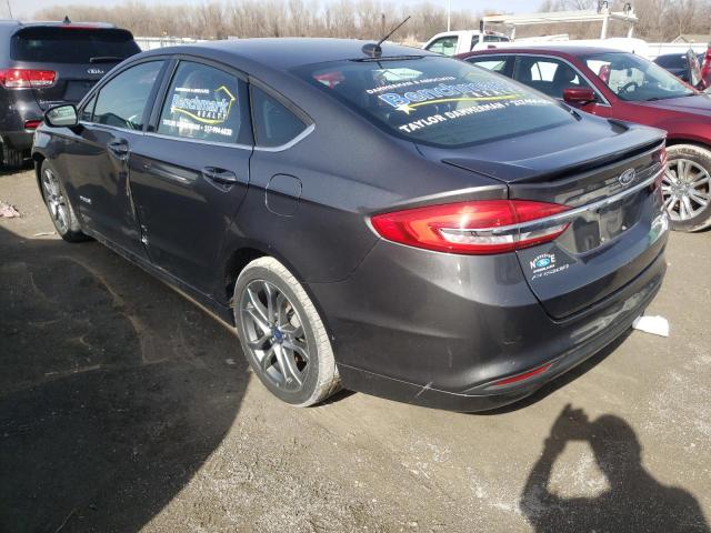 3FA6P0LU7HR314959 - 2017 FORD FUSION SE HYBRID GRAY photo 2