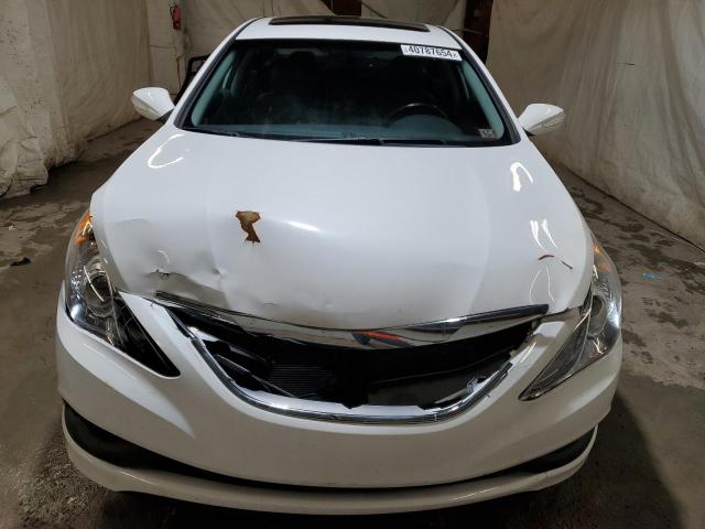 5NPEC4AC3EH869232 - 2014 HYUNDAI SONATA SE WHITE photo 5