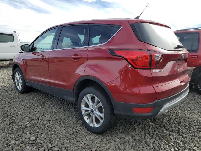 1FMCU9G96KUB33735 - 2019 FORD ESCAPE SE MAROON photo 2