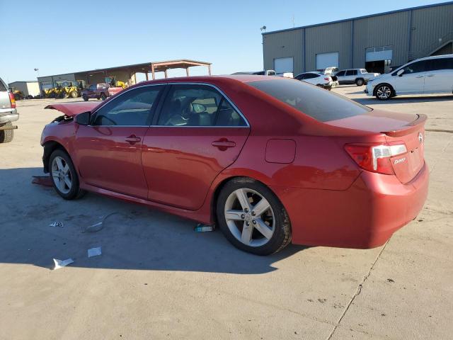4T1BF1FK4CU549957 - 2012 TOYOTA CAMRY BASE RED photo 2