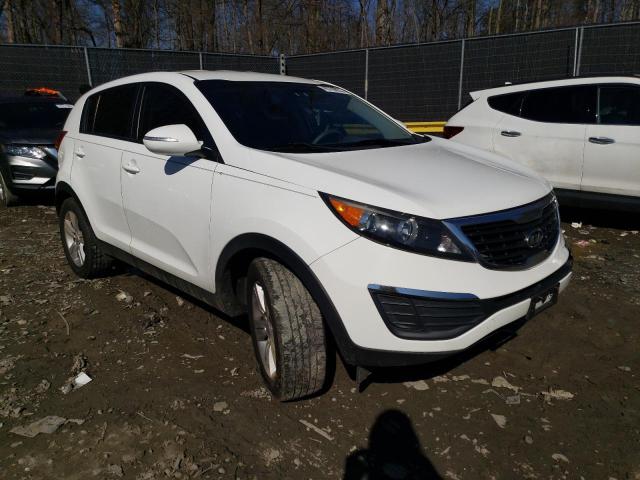 KNDPB3A29C7335943 - 2012 KIA SPORTAGE BASE WHITE photo 4