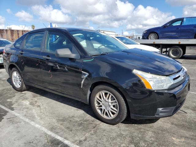 1FAHP35N78W259880 - 2008 FORD FOCUS SE BLACK photo 4