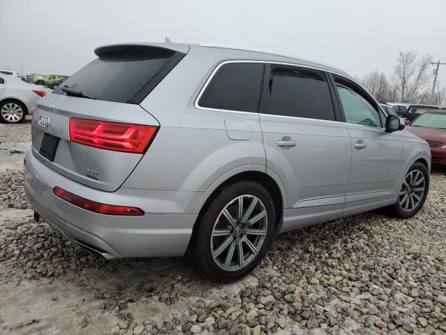 WA1VAAF76JD041220 - 2018 AUDI Q7 PRESTIGE SILVER photo 3