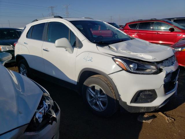 3GNCJPSB2KL221209 - 2019 CHEVROLET TRAX 1LT WHITE photo 4