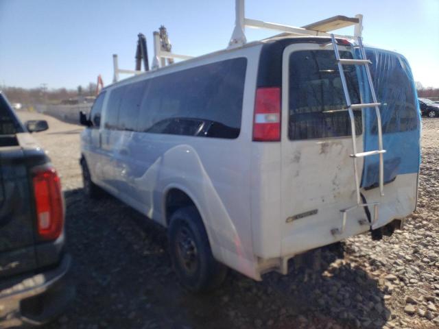 1GAZGPFP3J1313127 - 2018 CHEVROLET EXPRESS G3 LT WHITE photo 2