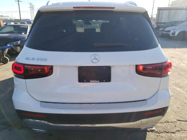 W1N4M4GBXLW029083 - 2020 MERCEDES-BENZ GLB 250 WHITE photo 6