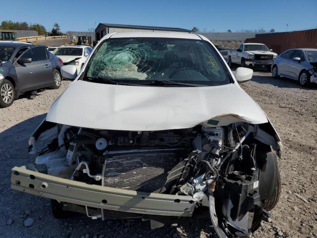 3N1CN7AP4JL828014 - 2018 NISSAN VERSA S WHITE photo 5