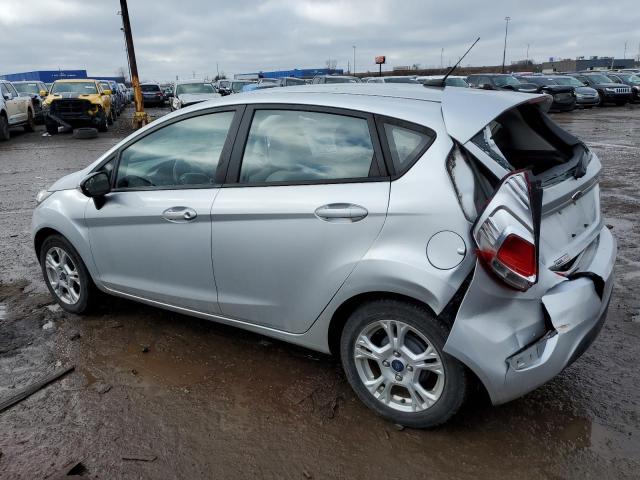 3FADP4EJ5EM188952 - 2014 FORD FIESTA SE SILVER photo 2