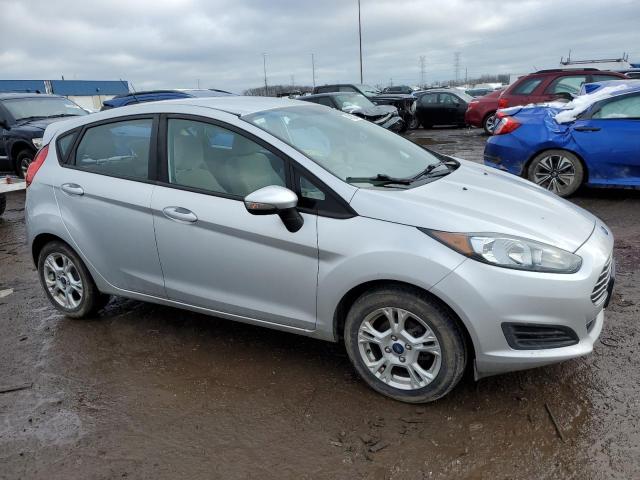 3FADP4EJ5EM188952 - 2014 FORD FIESTA SE SILVER photo 4