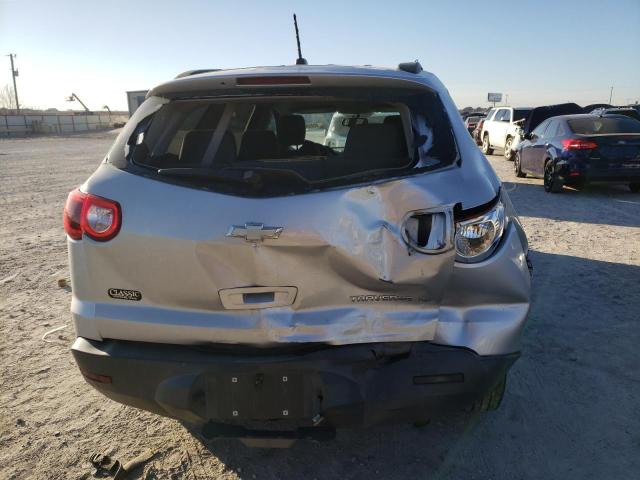 1GNLREED7AJ268185 - 2010 CHEVROLET TRAVERSE LS SILVER photo 6