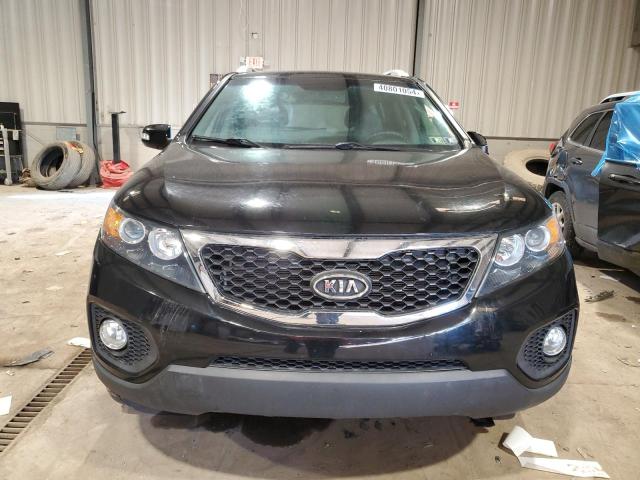 5XYKT3A69CG292864 - 2012 KIA SORENTO BASE BLACK photo 5