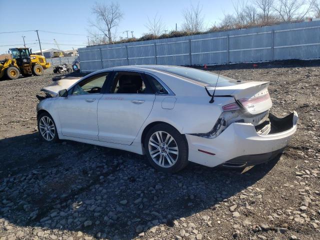 3LN6L2JK5DR800825 - 2013 LINCOLN MKZ WHITE photo 2