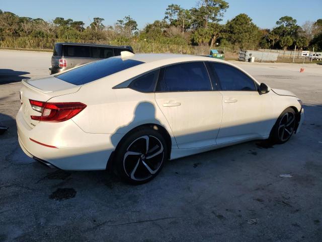 1HGCV1F32JA262430 - 2018 HONDA ACCORD SPORT WHITE photo 3