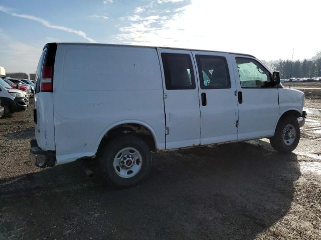 1GTW7FCA1D1137591 - 2013 GMC SAVANA G2500 WHITE photo 3