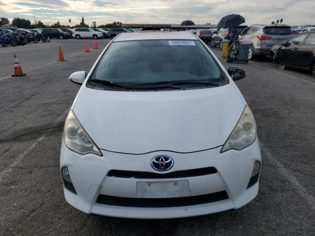 JTDKDTB31D1547249 - 2013 TOYOTA PRIUS C WHITE photo 5