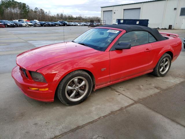 1ZVHT85H455201348 - 2005 FORD MUSTANG GT RED photo 1